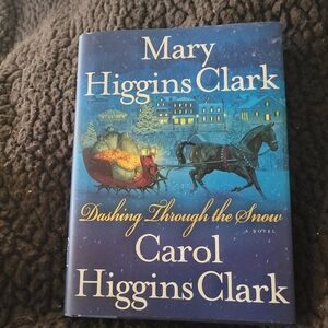 Mary Higgins Clark 'Dashing Through the Snow' Book